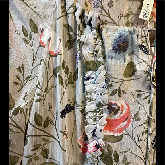 Jessica Simpson Semi-Sheer Polyester Green Maternity Floral Top NWT Sz Medium* - Picture 4 of 8